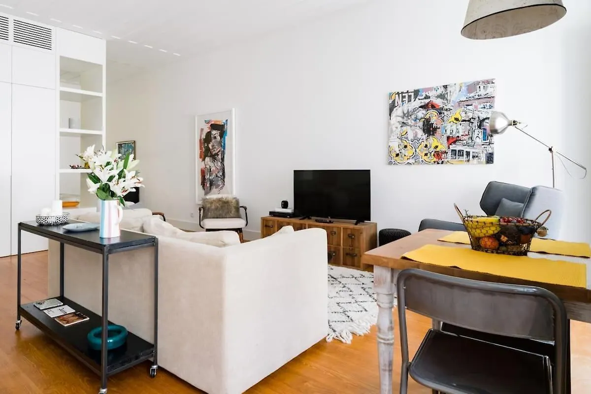 Charming & Modern Flat Close To Time Out Market Lisboa 0*,  Portugália