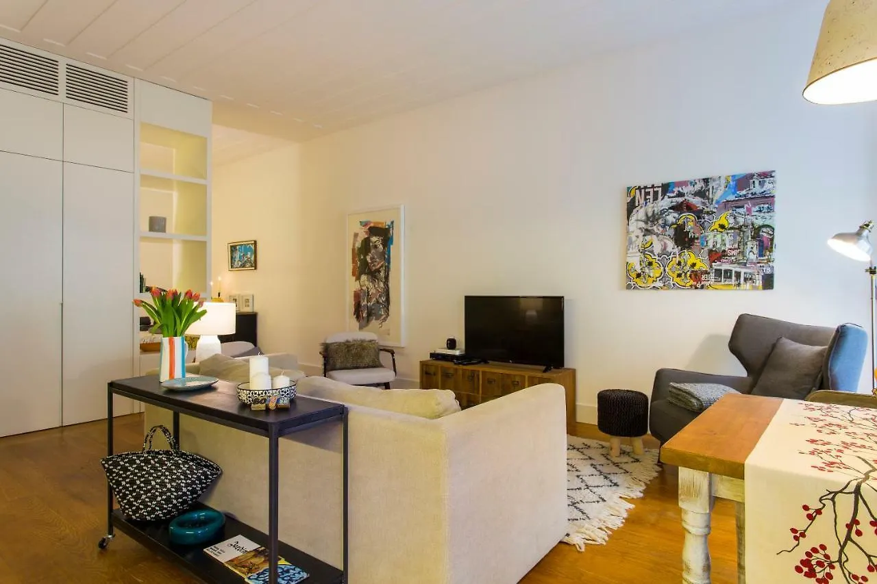 Charming & Modern Flat Close To Time Out Market Lisboa 0*,